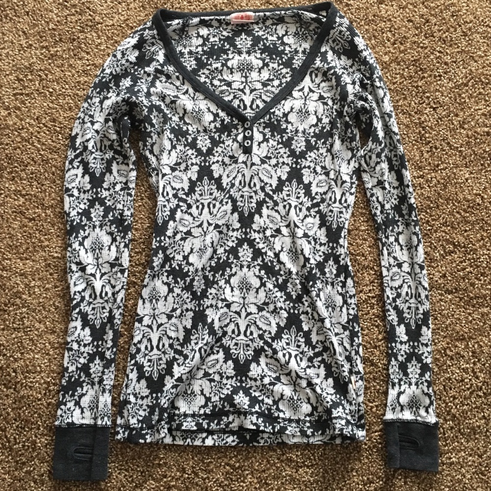 *SOLD* Curious Gypsy top